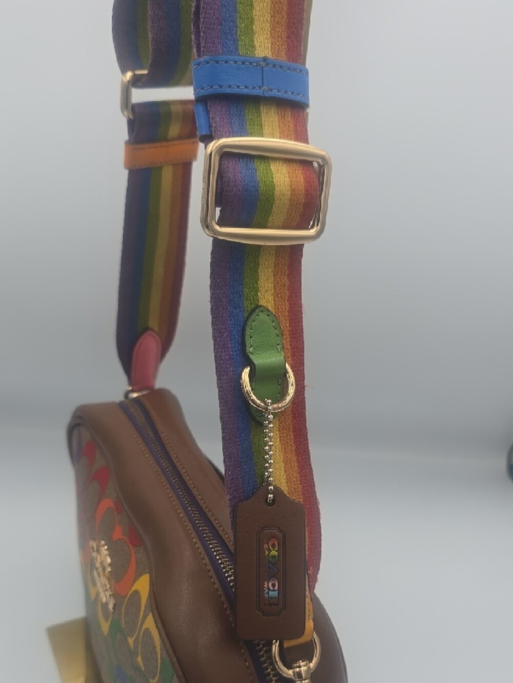 Coach Multicolor Pride Collection Signature Mono Crossbody W/ Strap/Tag (GOOD)🌈 - Picture 7 of 16